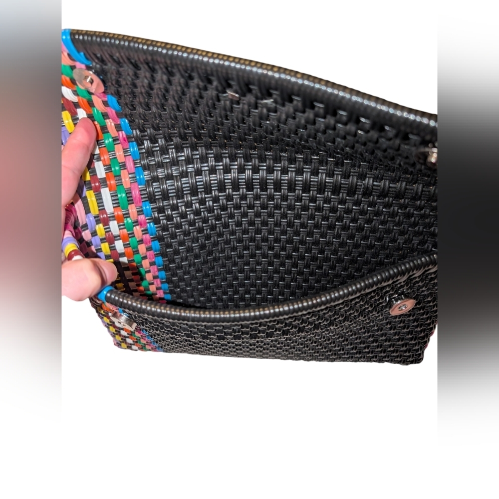 NWT- Maria Victoria Woven Clutch - Picture 3 of 4